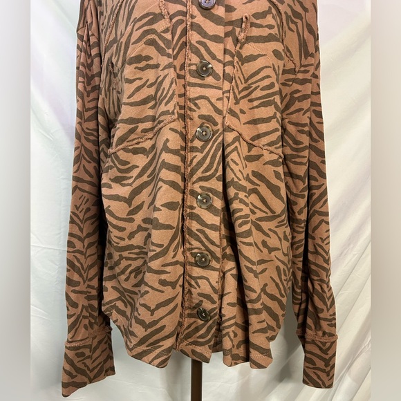Kensie Brown Zebra Print Button Up Shacket 100% Cotton Fairycore Boho Size XL - Picture 3 of 8